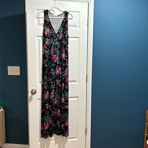 Loveappella Floral Print Maxi Dress Small